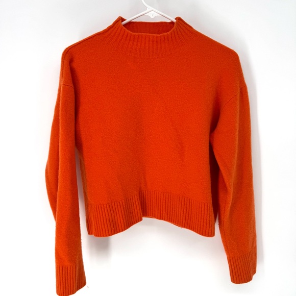 Everlane 100% wool orange cottagecore whimsy Normcore Crewneck Sweater medium - Picture 2 of 7